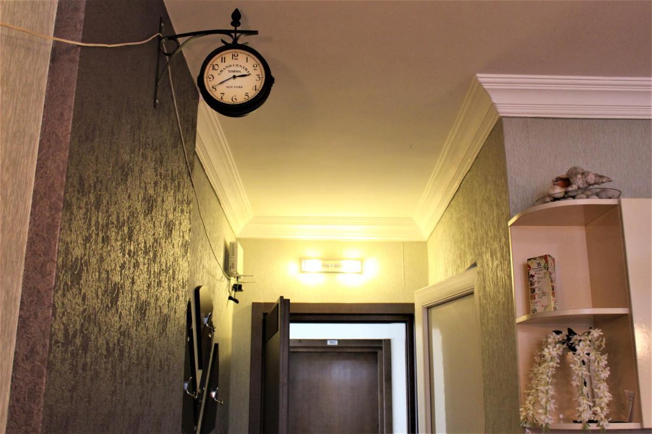 Orbi Lux Apartment Batumi Bagian luar foto