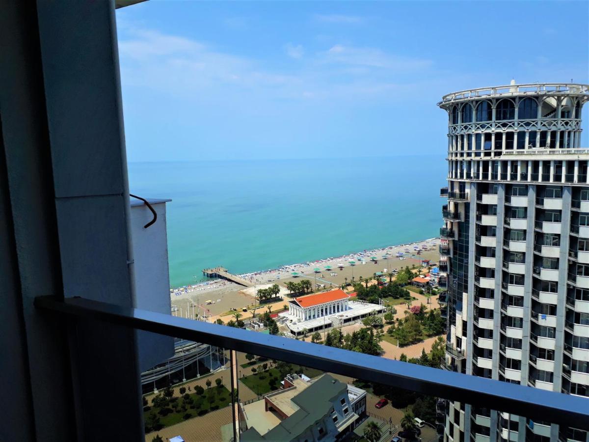Orbi Lux Apartment Batumi Bagian luar foto