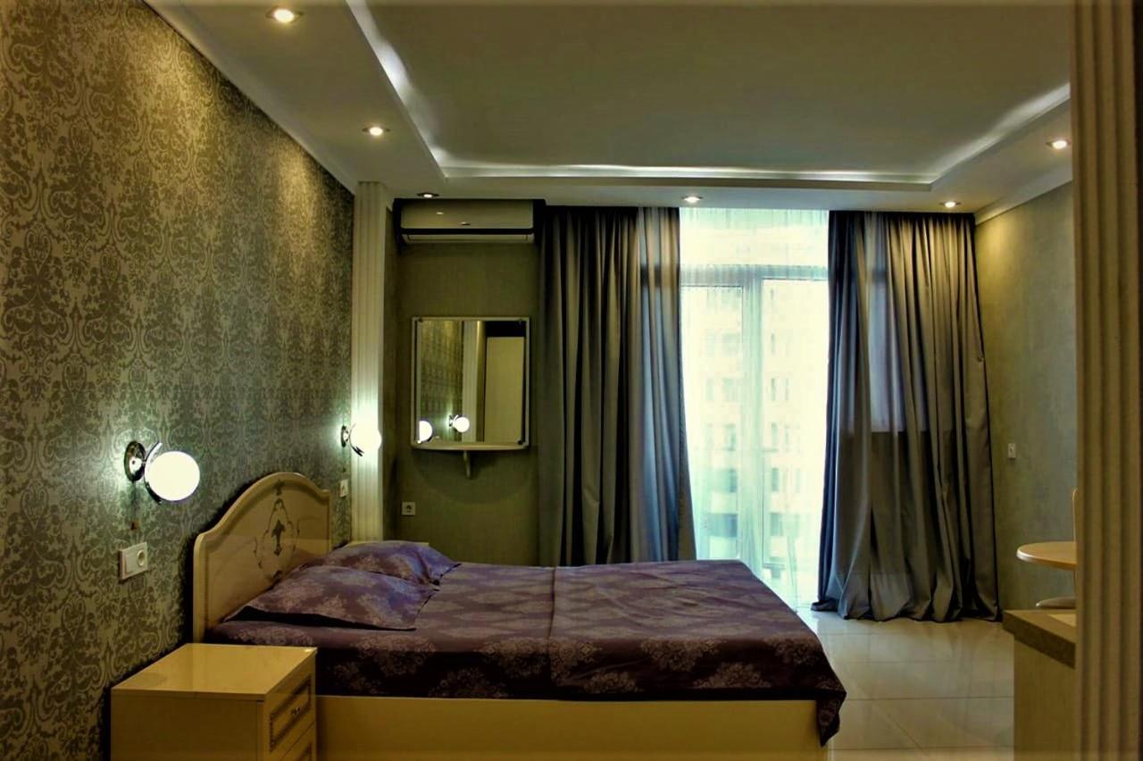 Orbi Lux Apartment Batumi Bagian luar foto