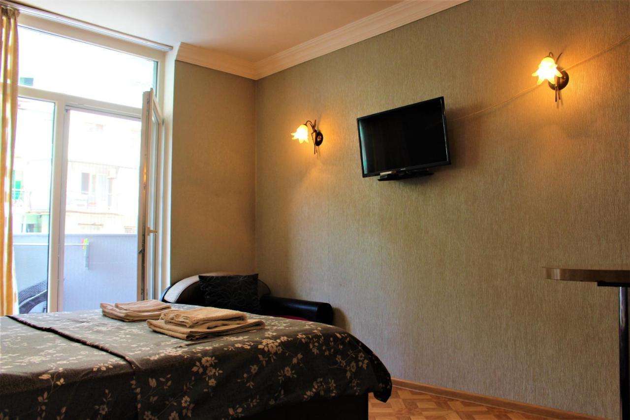 Orbi Lux Apartment Batumi Bagian luar foto