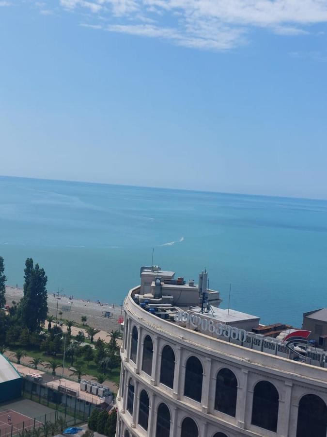 Orbi Lux Apartment Batumi Bagian luar foto