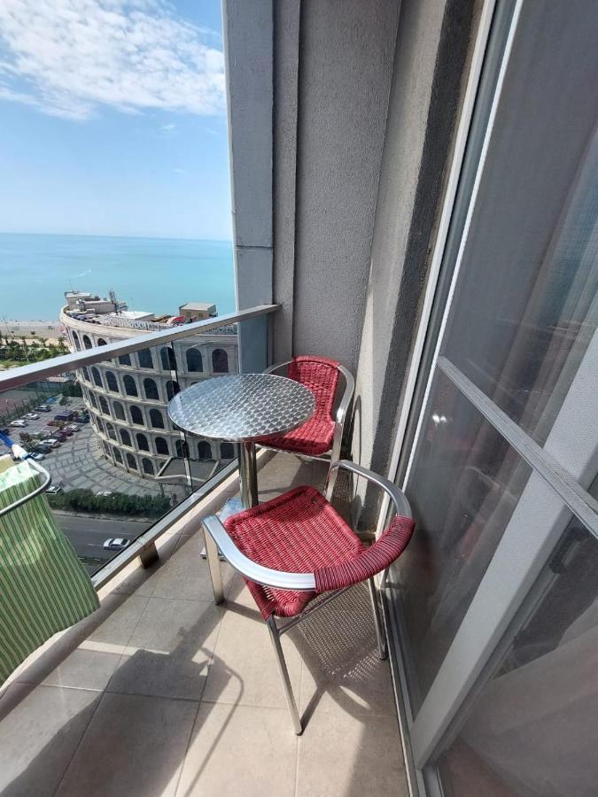 Orbi Lux Apartment Batumi Bagian luar foto